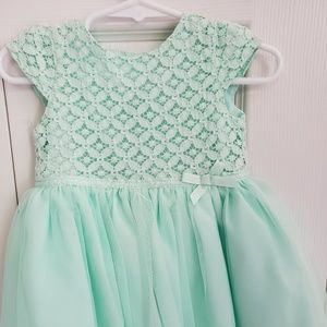 Carter's 6-9 month dress